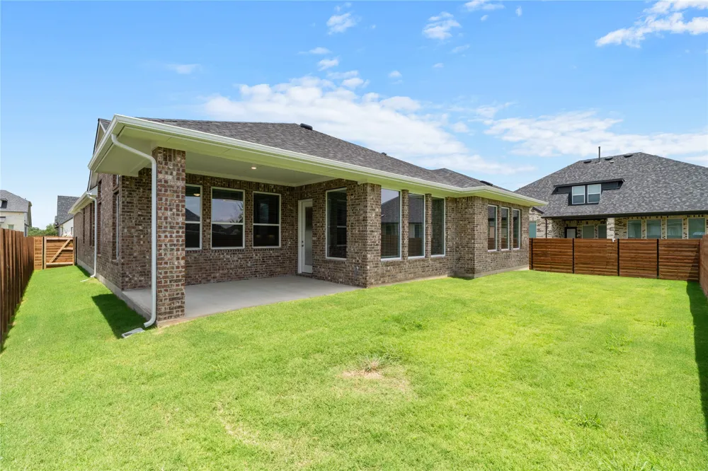 2105 Tobiano Trace Georgetown, TX 78633