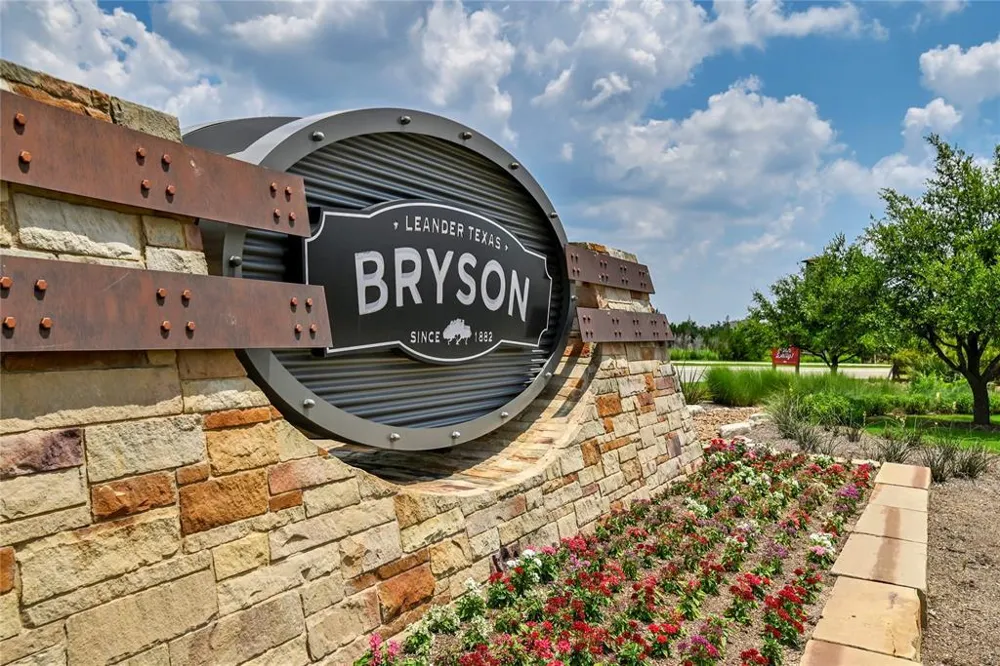 1012 Quarry Point Pass Leander, TX 78641