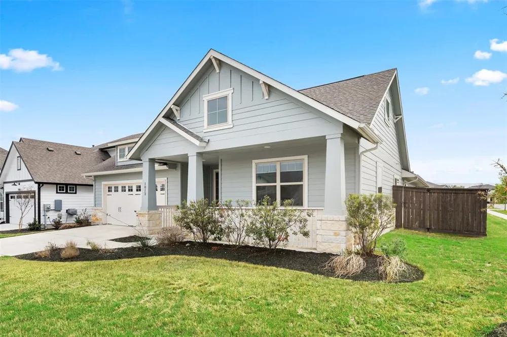 1012 Quarry Point Pass Leander, TX 78641