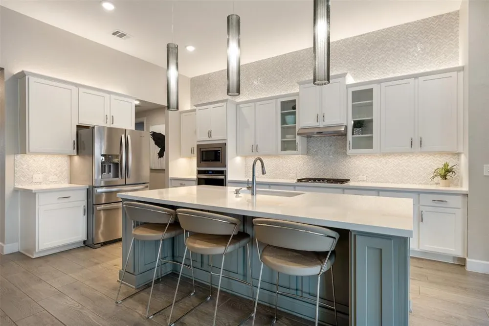 1012 Quarry Point Pass Leander, TX 78641