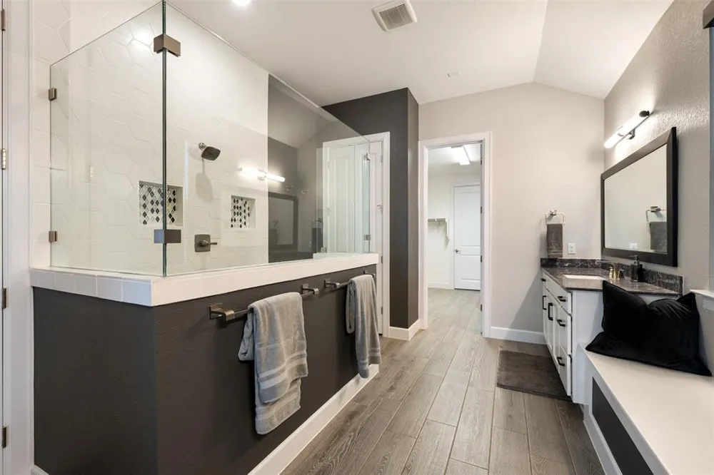 1012 Quarry Point Pass Leander, TX 78641