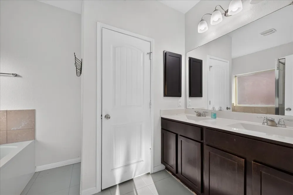 617 Cortona Lane Georgetown, TX 78628