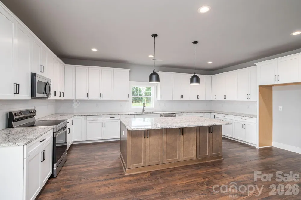 1355 Zeb Haynes Road Maiden, NC 28650
