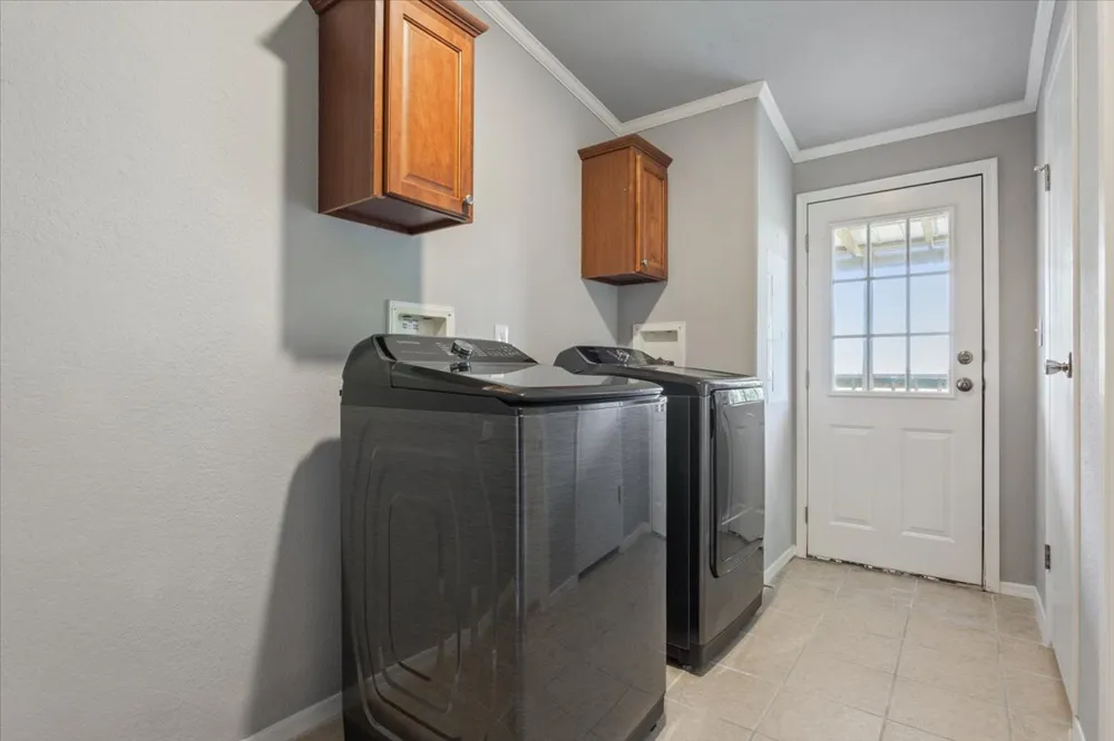 3745 County Road 428 Granger, TX 76530