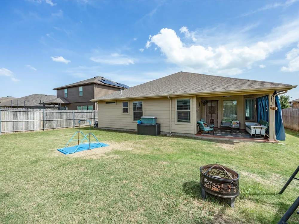 315 Preakness Lane Ponder, TX 76259