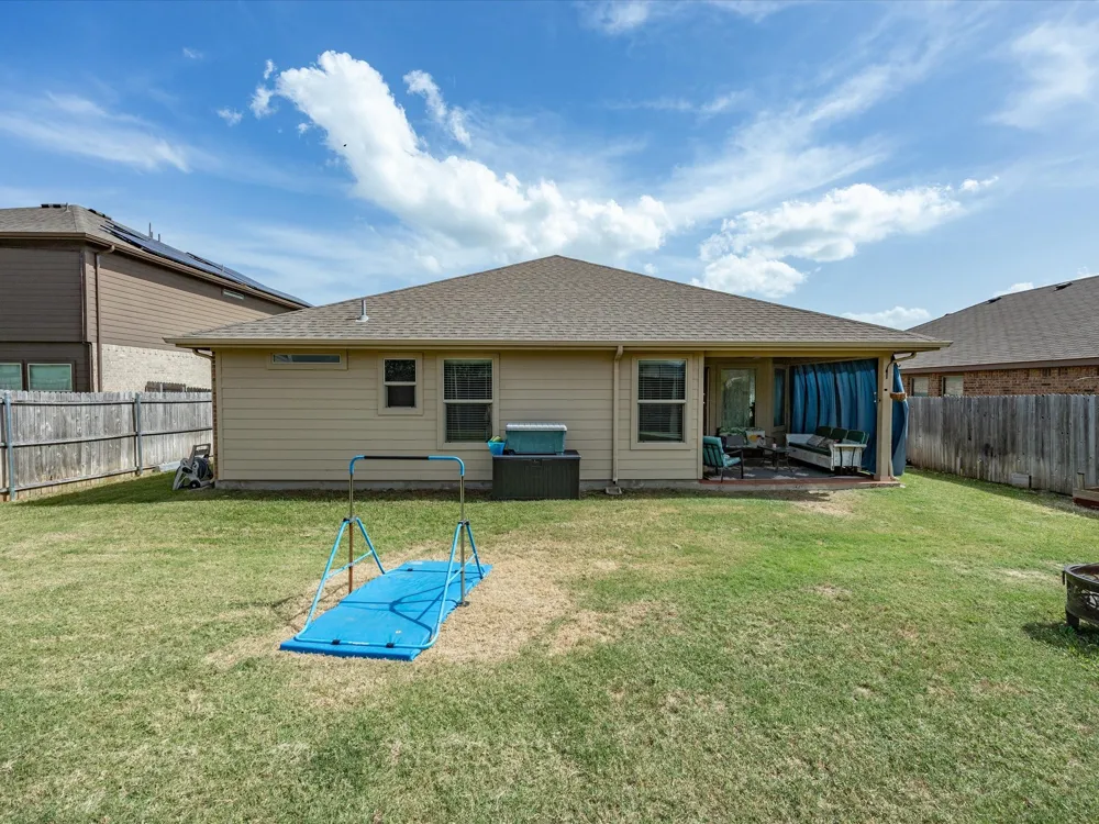 315 Preakness Lane Ponder, TX 76259