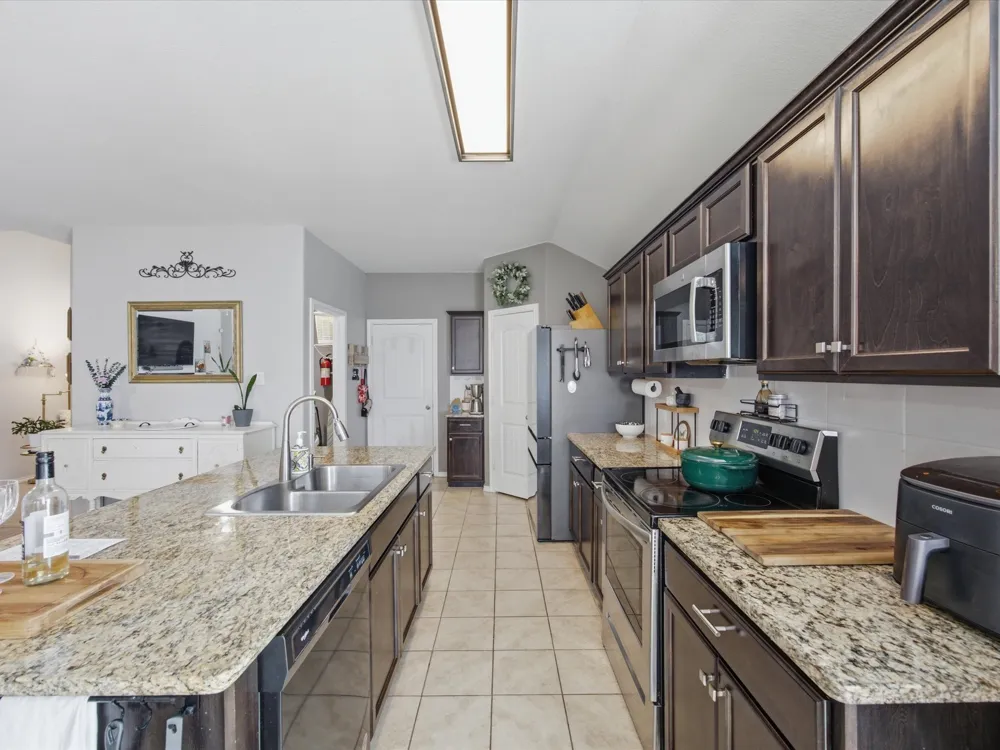315 Preakness Lane Ponder, TX 76259