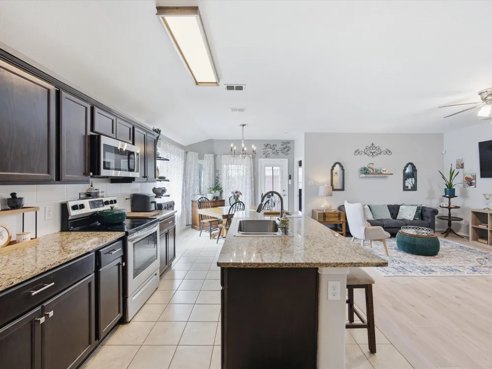 315 Preakness Lane Ponder, TX 76259
