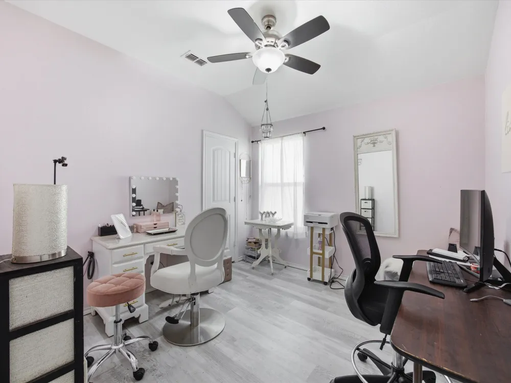 315 Preakness Lane Ponder, TX 76259
