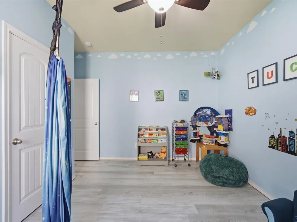 315 Preakness Lane Ponder, TX 76259