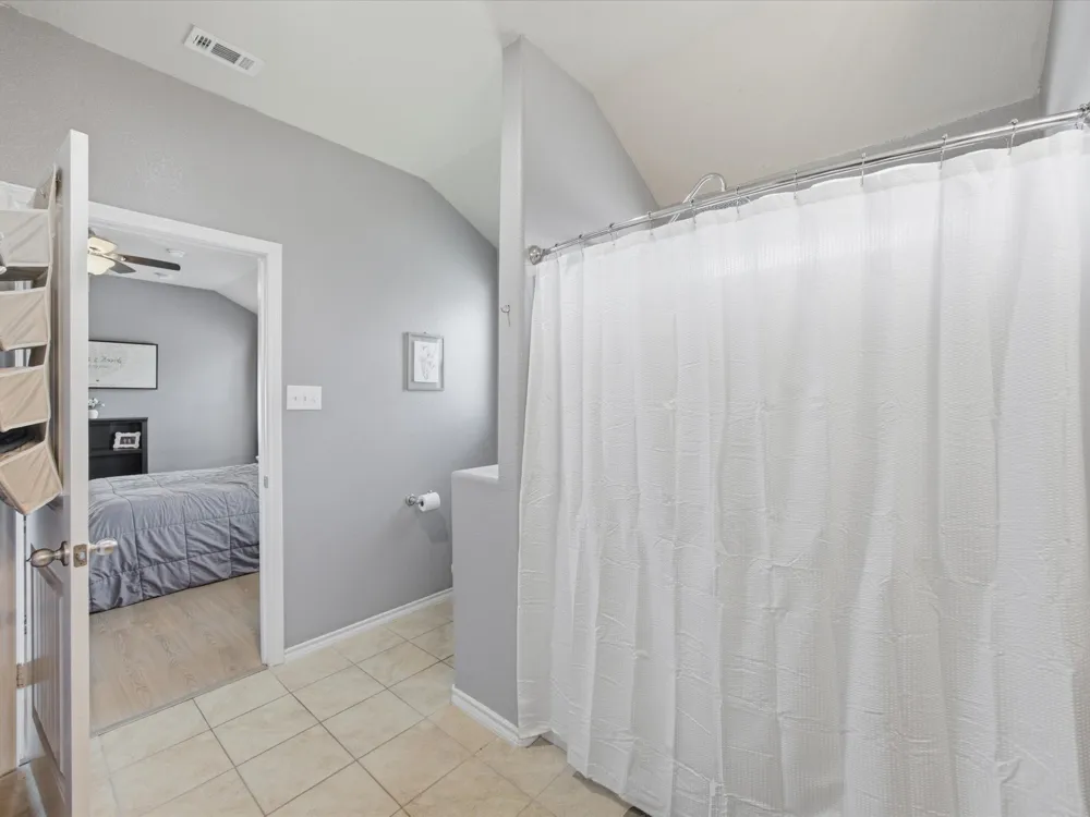 315 Preakness Lane Ponder, TX 76259