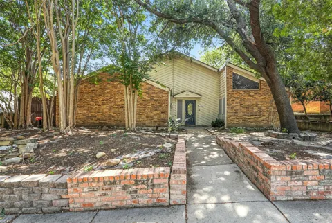 1744 Hartford Drive