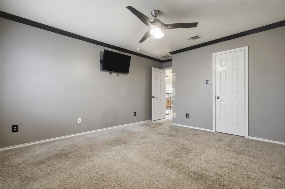 113 Scarlet Oak Cove Kyle, TX 78640