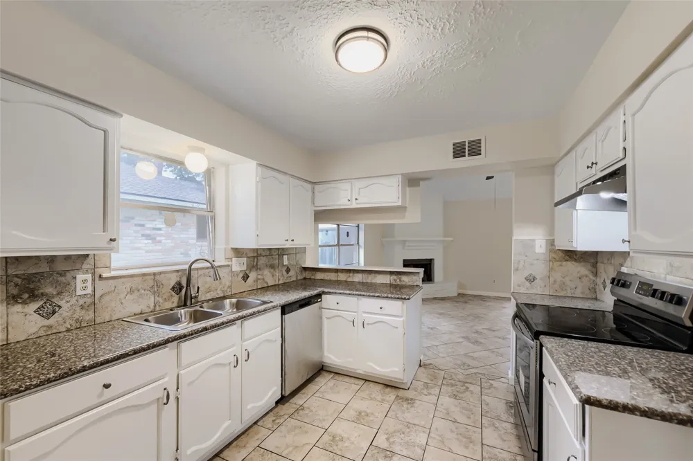 5819 Culross Close Humble, TX 77346