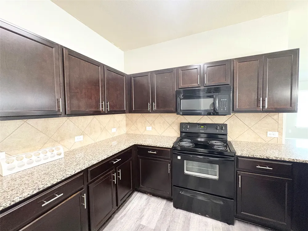 11708 Cambrian Road Manor, TX 78653