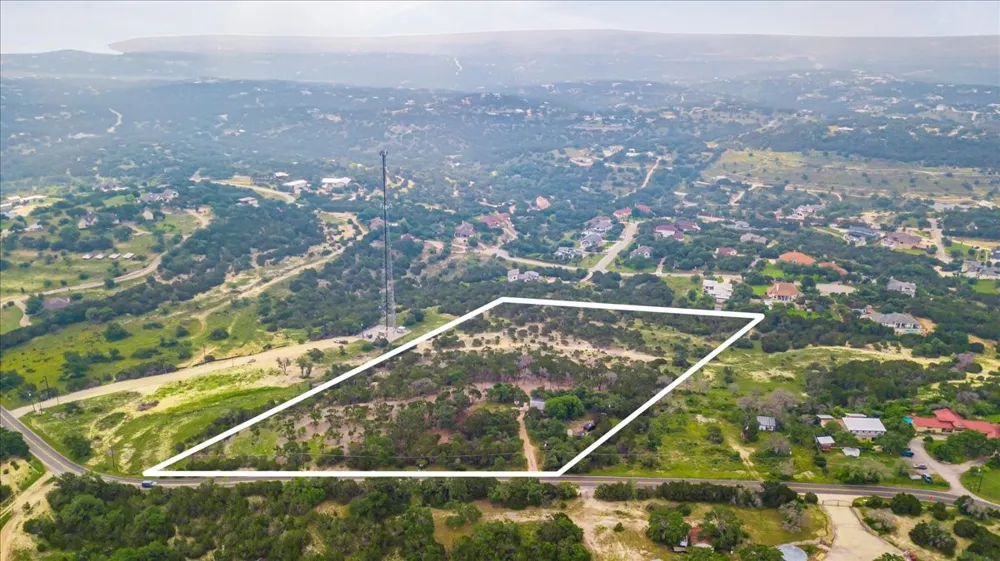 4519 Crawford Road Spicewood, TX 78669