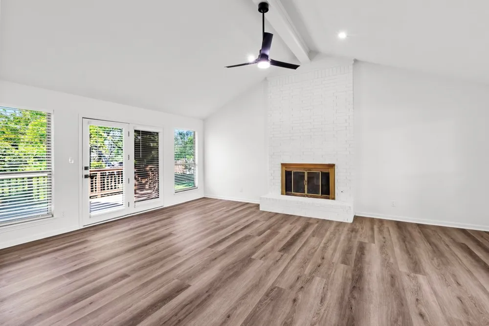 6603 Whitemarsh Valley Walk Austin, TX 78746