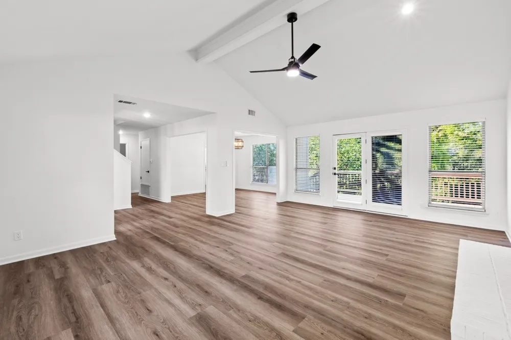 6603 Whitemarsh Valley Walk Austin, TX 78746