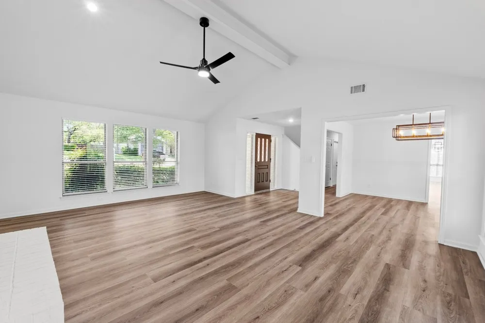 6603 Whitemarsh Valley Walk Austin, TX 78746
