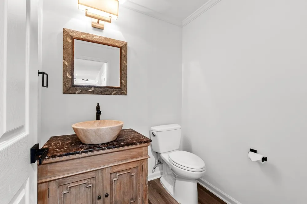 6603 Whitemarsh Valley Walk Austin, TX 78746