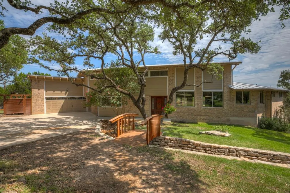 798 Fawn Trail Canyon Lake, TX 78133