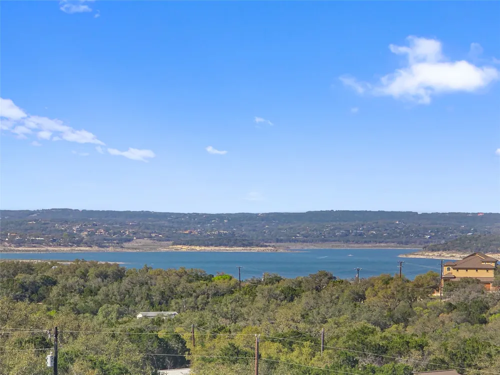 798 Fawn Trail Canyon Lake, TX 78133
