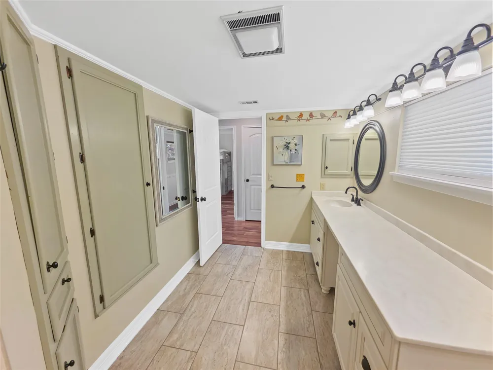 798 Fawn Trail Canyon Lake, TX 78133