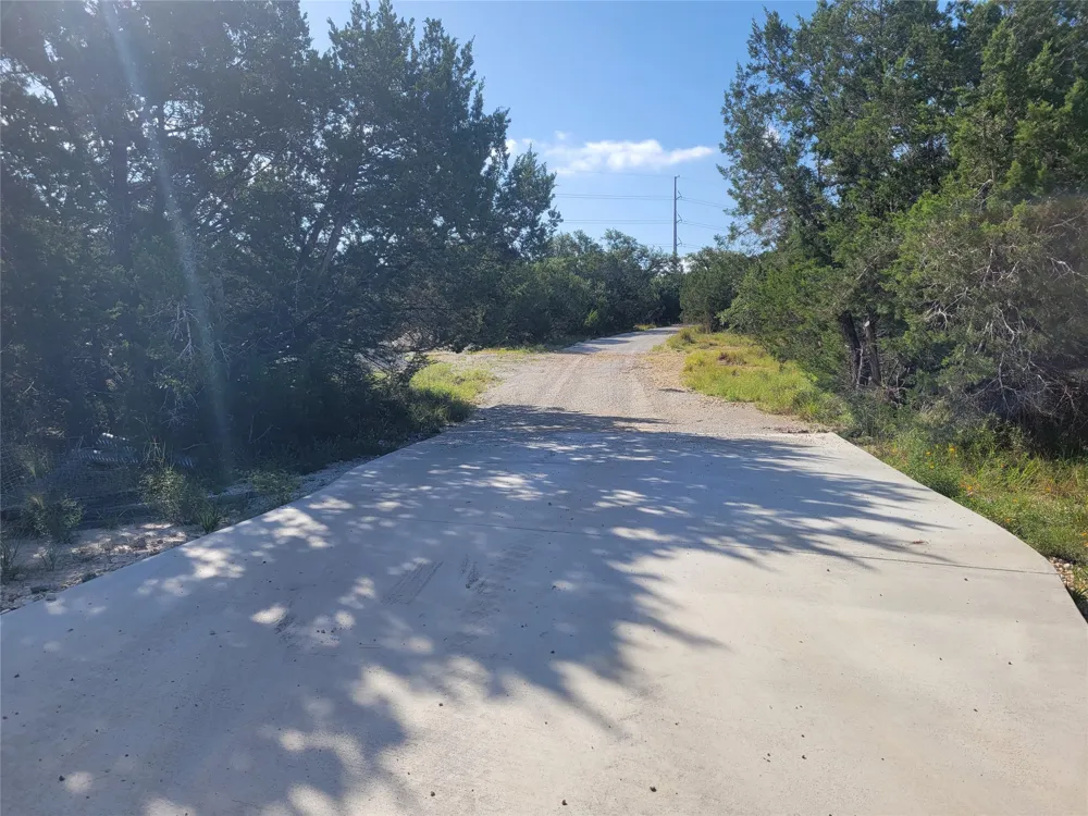 638 Bonita Drive Blanco, TX 78606