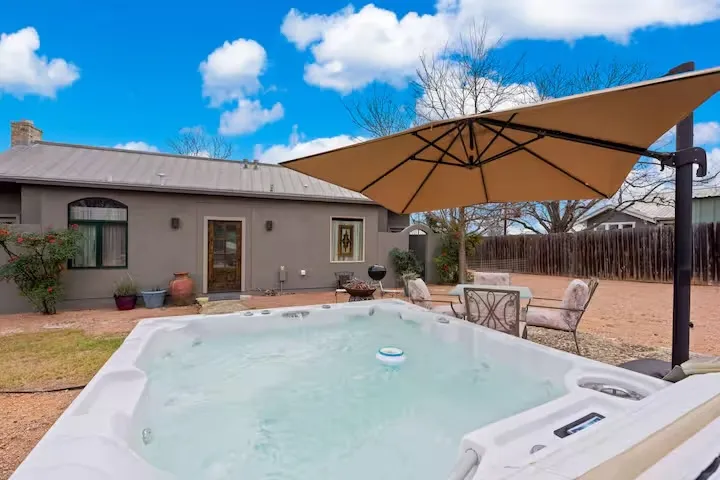 406 Cross Mountain Drive Fredericksburg, TX 78624