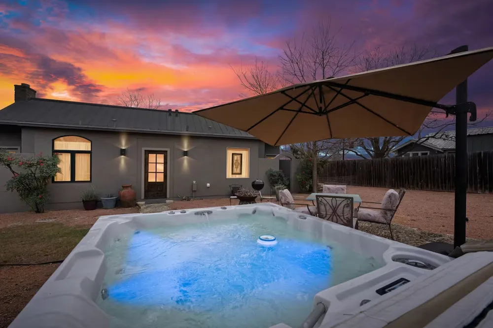 406 Cross Mountain Drive Fredericksburg, TX 78624