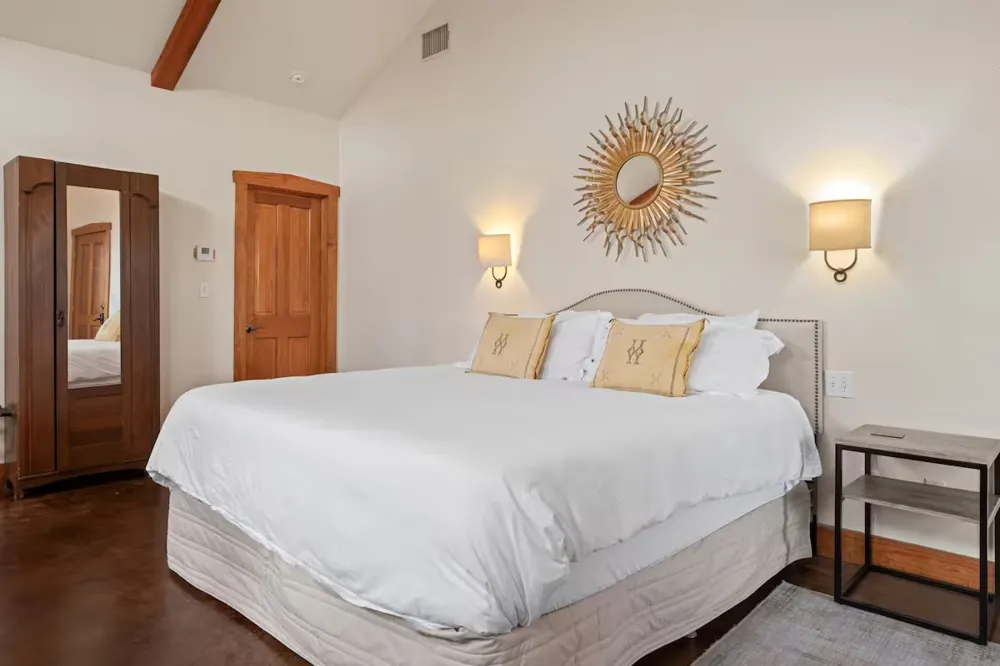 406 Cross Mountain Drive Fredericksburg, TX 78624