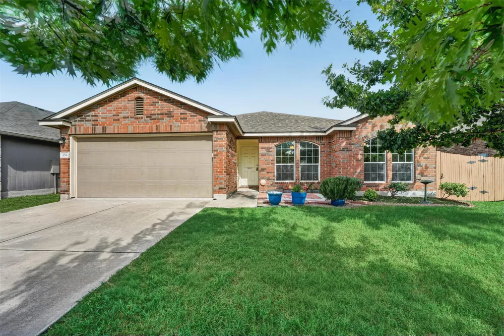 351 Foster Lane Jarrell, TX 76537