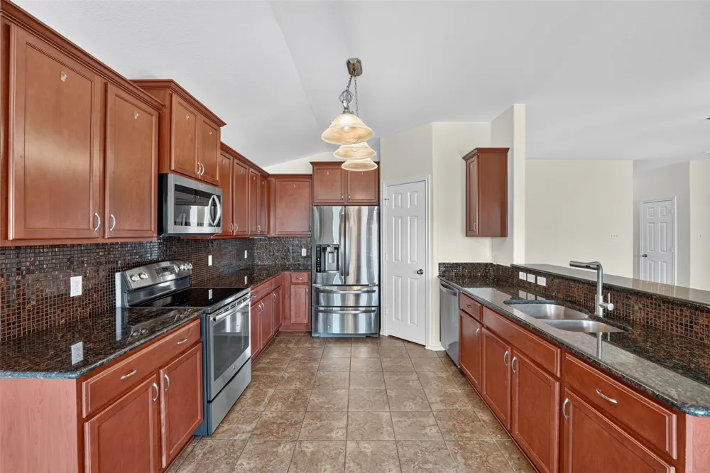 351 Foster Lane Jarrell, TX 76537