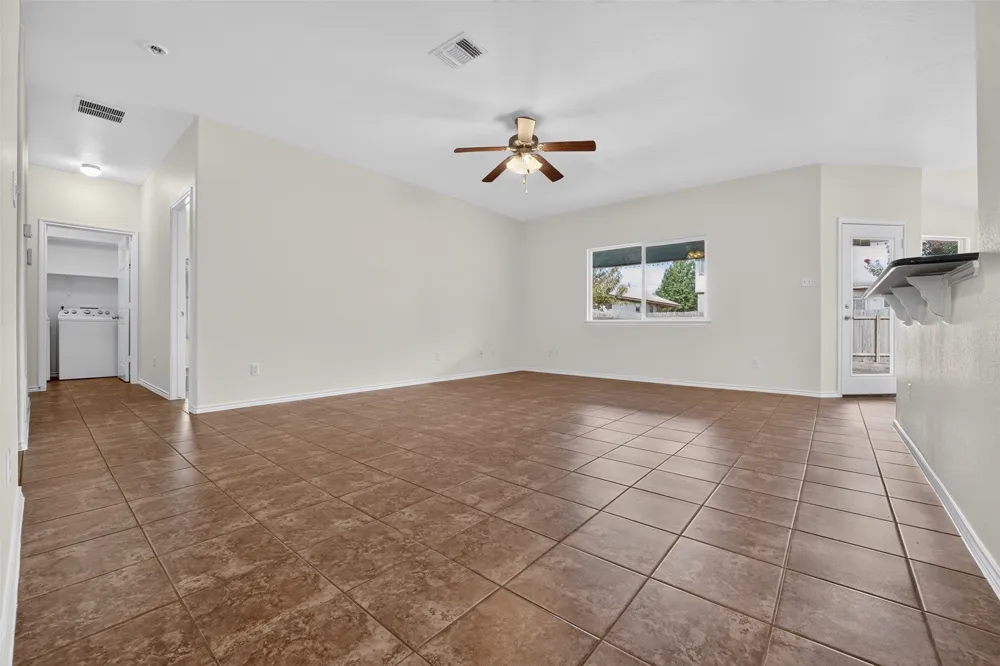 351 Foster Lane Jarrell, TX 76537