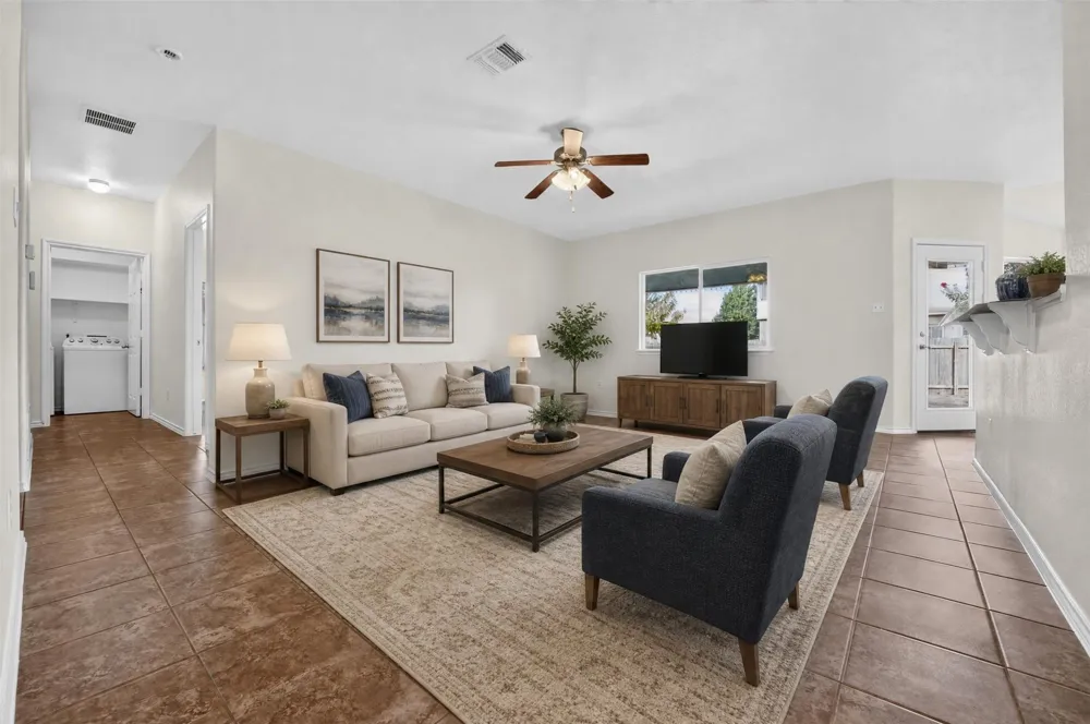 351 Foster Lane Jarrell, TX 76537