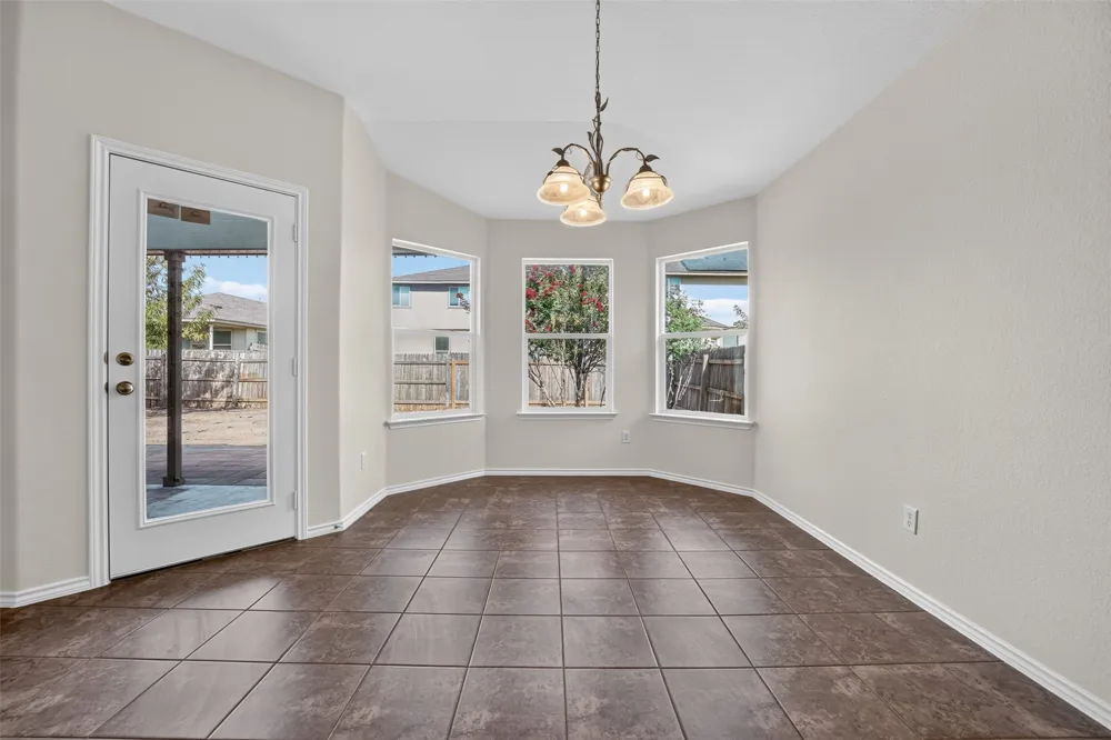 351 Foster Lane Jarrell, TX 76537