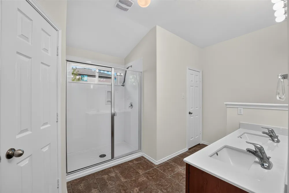 351 Foster Lane Jarrell, TX 76537