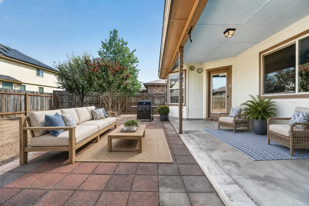 351 Foster Lane Jarrell, TX 76537