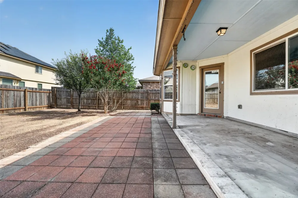 351 Foster Lane Jarrell, TX 76537