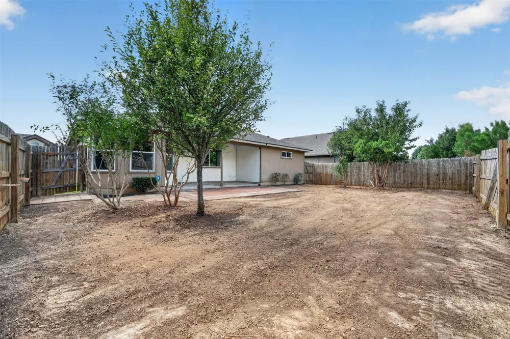 351 Foster Lane Jarrell, TX 76537