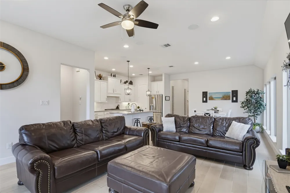719 ARROYO DORADO New Braunfels, TX 78130