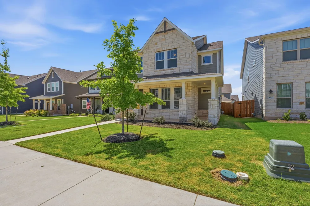 117 Clemens Drive Liberty Hill, TX 78642