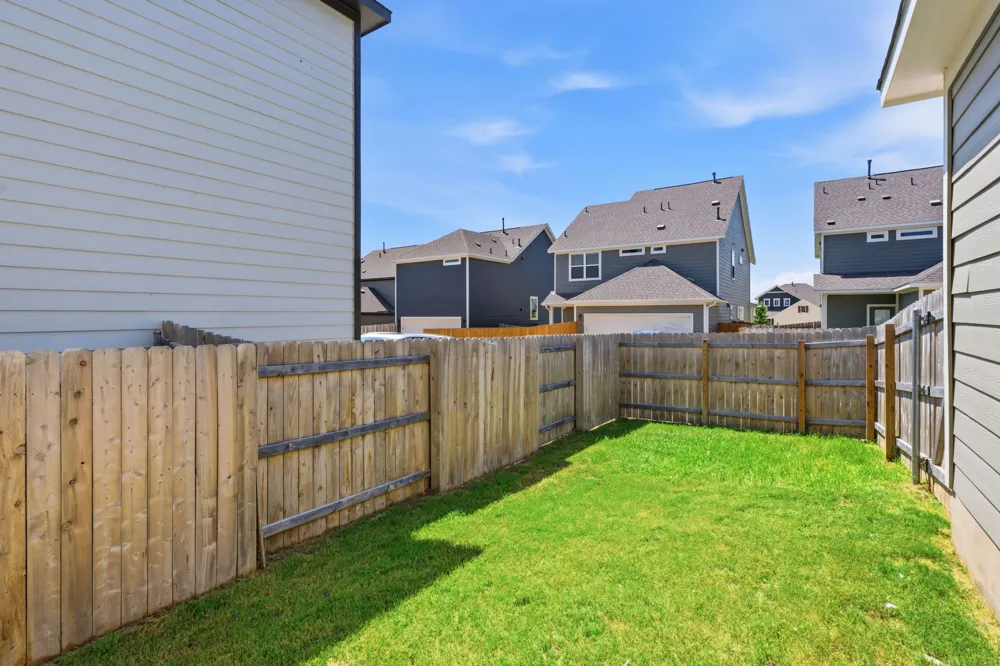 117 Clemens Drive Liberty Hill, TX 78642