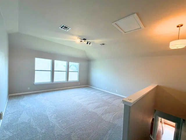 3304 Winding Shore Lane Pflugerville, TX 78660