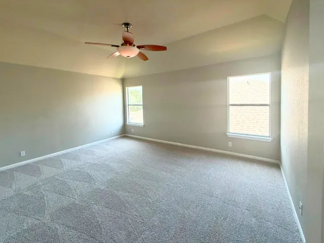3304 Winding Shore Lane Pflugerville, TX 78660