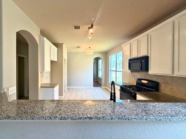 3304 Winding Shore Lane Pflugerville, TX 78660