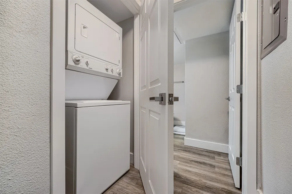 1601 Faro Drive #2401 Austin, TX 78741