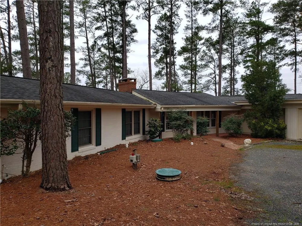 9 Dixie Drive Whispering Pines, NC 28327