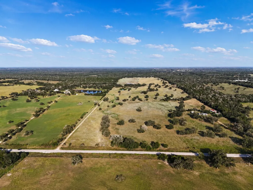4504 State Highway 304 Rosanky, TX 78953