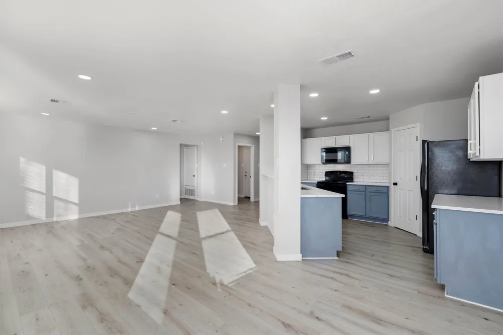 313 Drystone Trail Liberty Hill, TX 78642